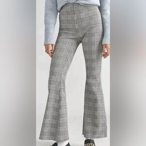 Maeve by Anthropologie Margot Knit Kick Flare Cropped Pant in Black White Small